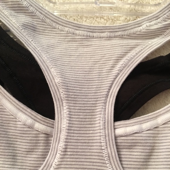 NWT Calvin Klein 2pk Bralette Blk,Gry/WhT stripe,S - Picture 4 of 7